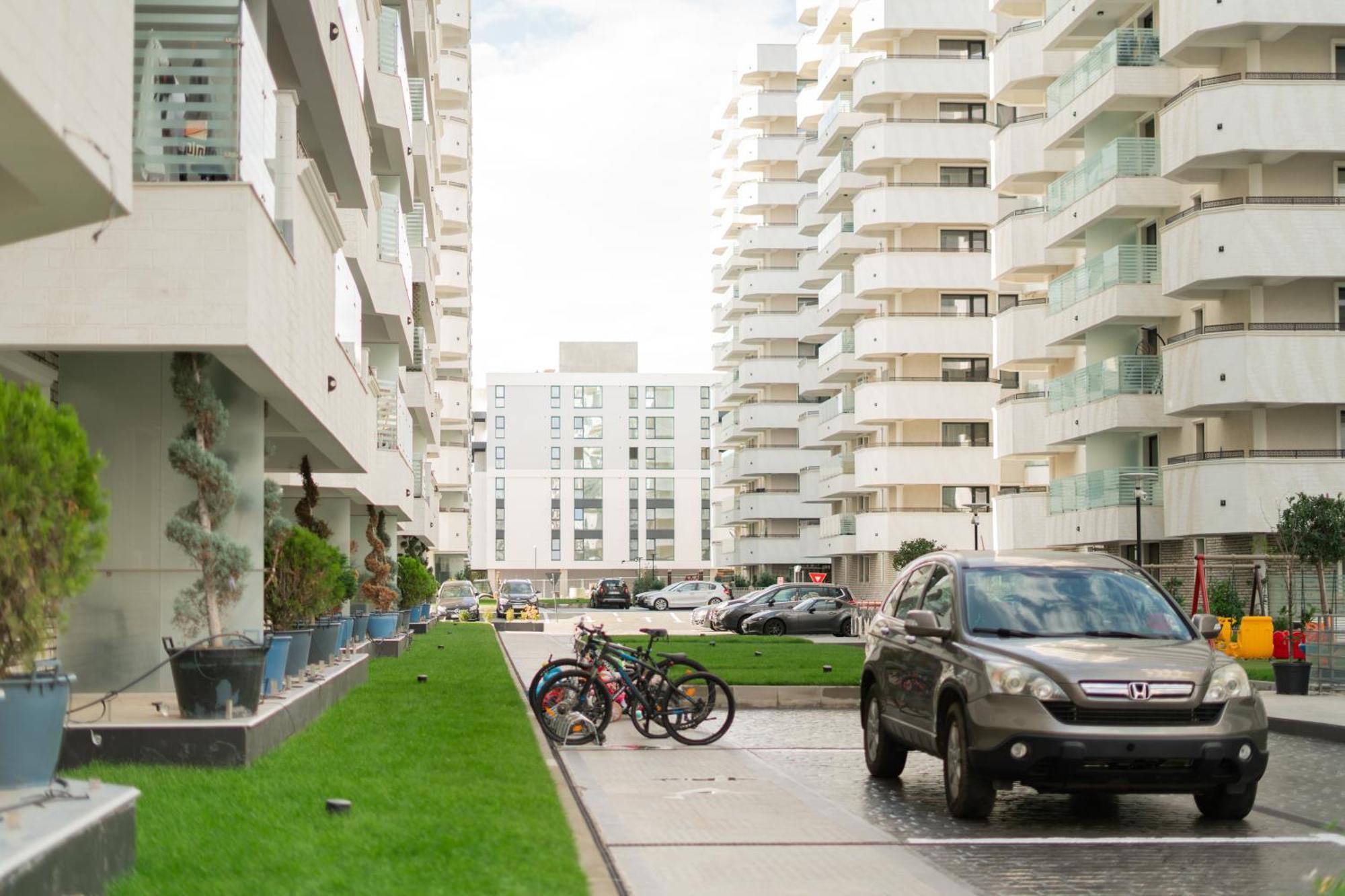 White Platan Apartment