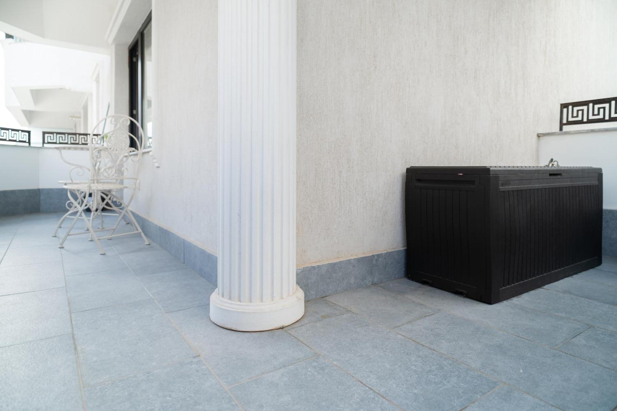 White Platan Apartment *
