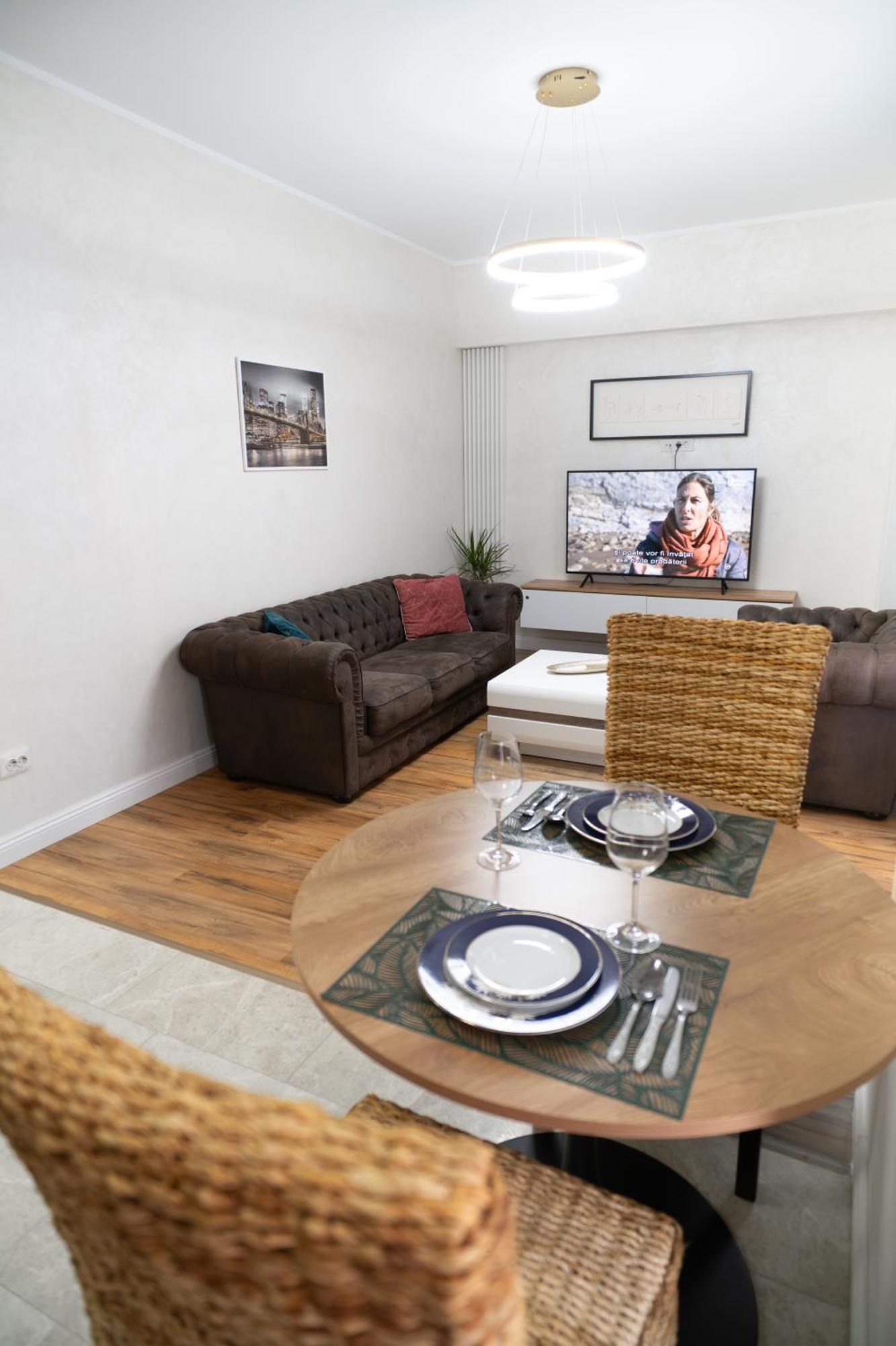 White Platan Apartment