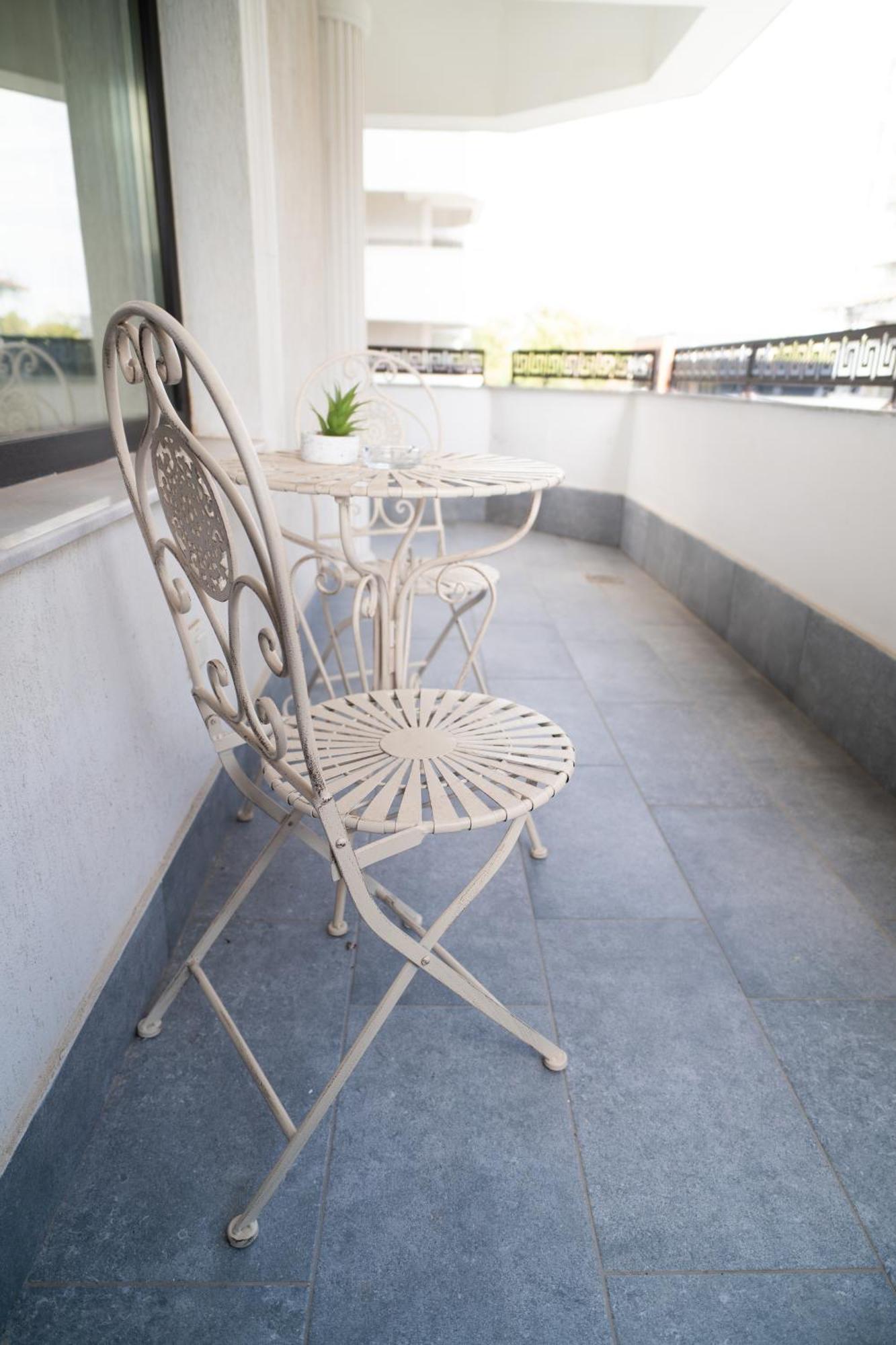 Apartment White Platan Iasi